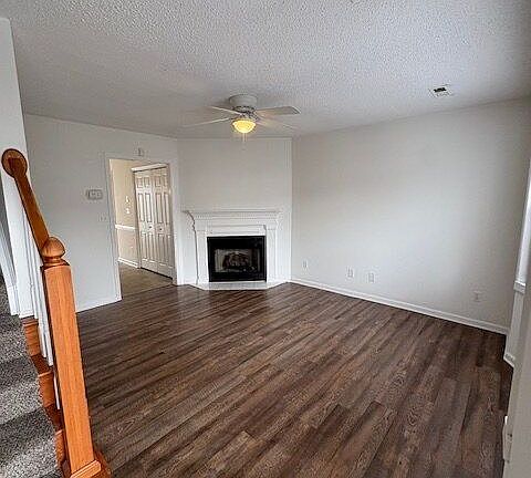 2nd image of 3835 Sterling Pointe Dr #8-RR