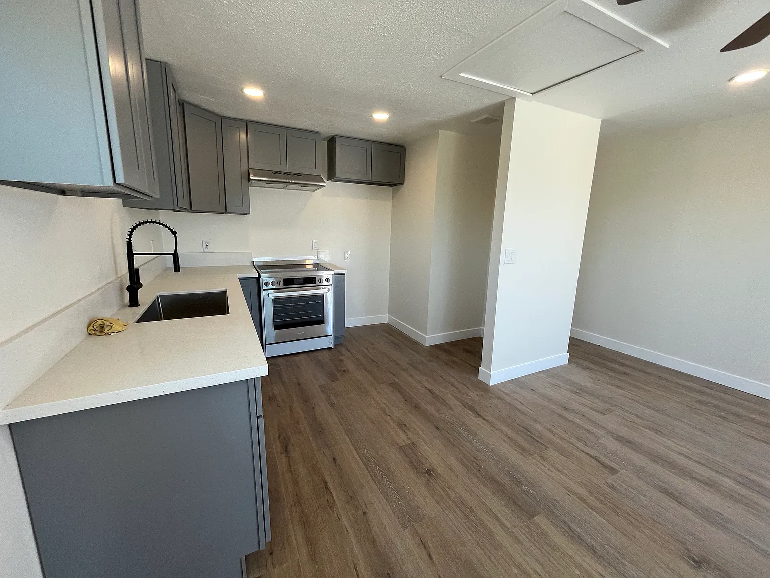 2 bed, 750 sqft, $1,495 — Photo 3
