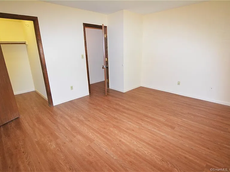 187 Scott Rd #2C — Photo 8