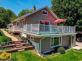 319 Shore Dr, Palmyra, WI 53156