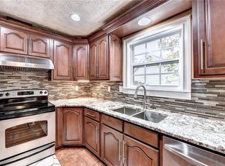 5135 Paisley Ct NW, Lilburn, GA 30047