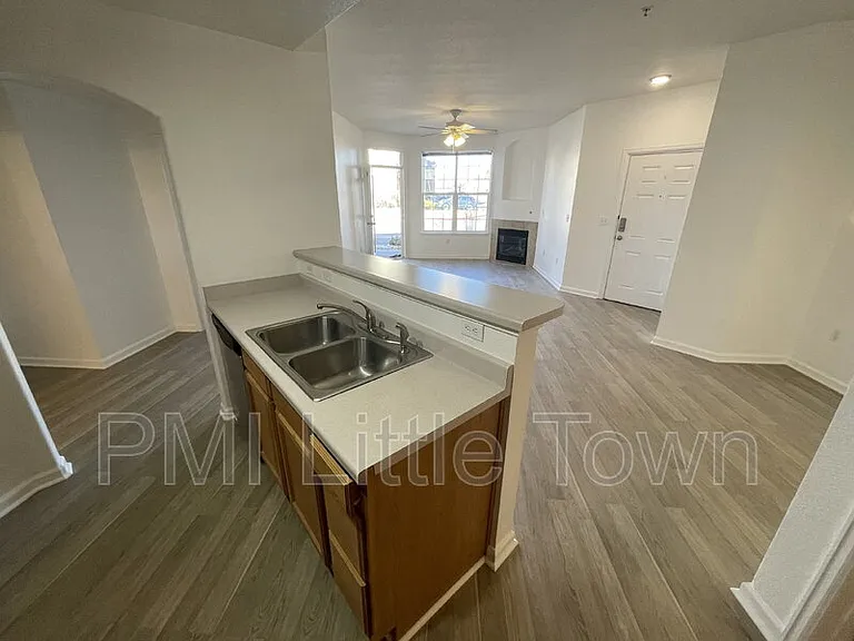 5714 N Gibralter Way #5-103 — Photo 8