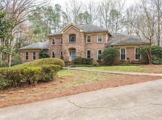 8265 Hewlett Rd, Sandy Springs, GA 30350