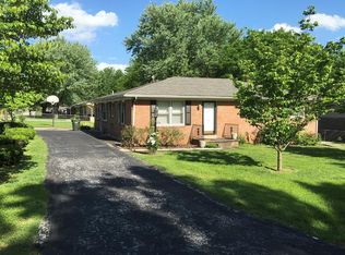 432 Linda Dr, Hopkinsville, KY 42240