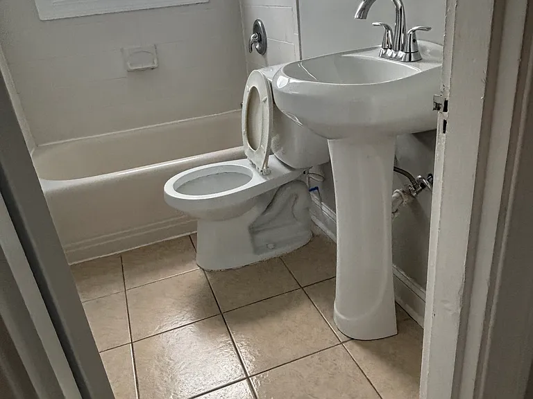 1807 Neville Dr #3 — Photo 6