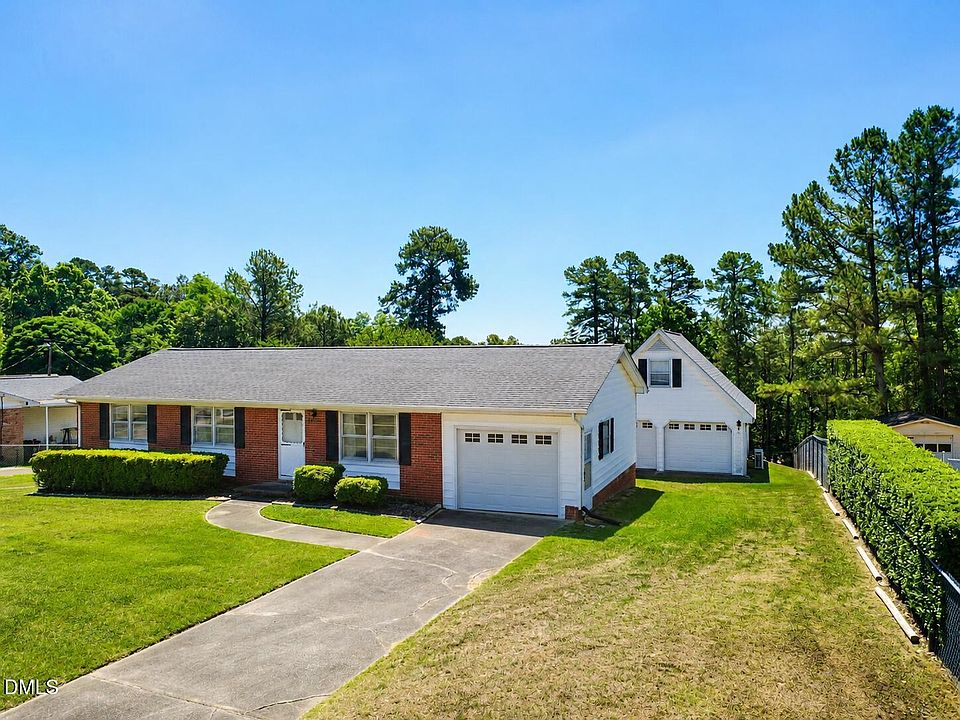 1st image of 2409 Landis Dr
