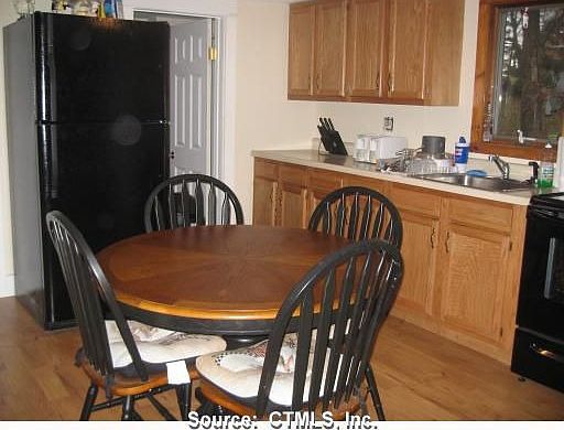 EATIN KITCHEN