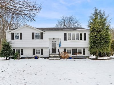 54 Methuen Rd, Dracut, MA, 01826