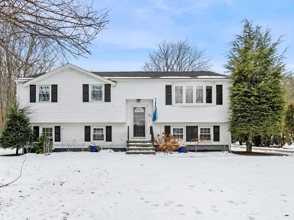 54 Methuen Rd, Dracut, MA 01826