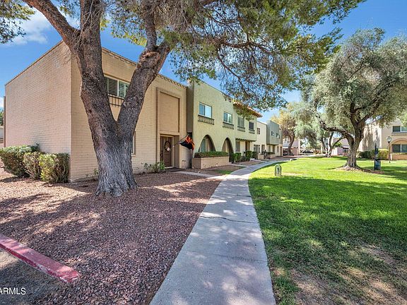 4th image of 7617 E MONTECITO Avenue