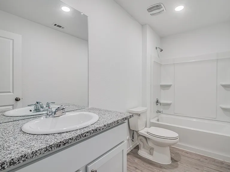 2406 Double Oak Dr — Photo 17