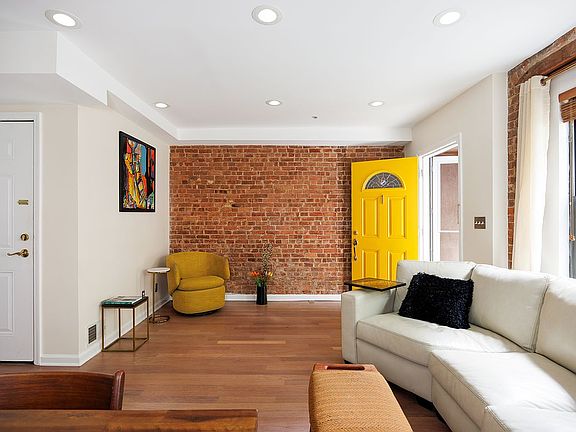 2nd image of 30 W 126th St #1