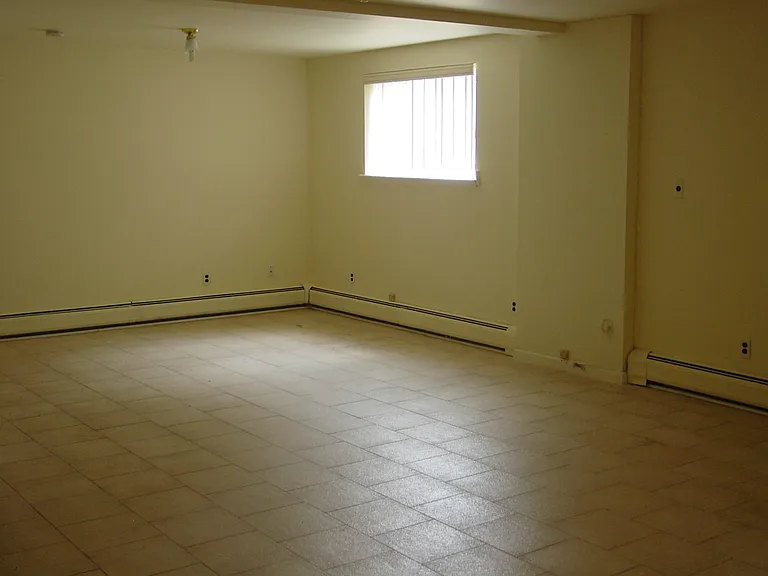 440 Brinkerhoff Ave #A — Photo 12