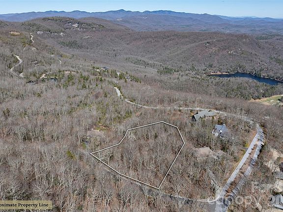 4th image of 29 Summit Ridge Rd