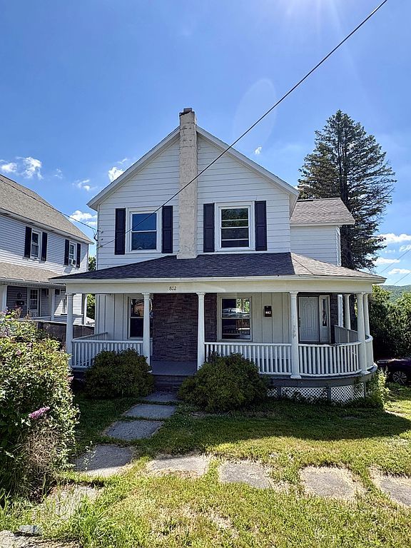 802 Delaware St - Property Image