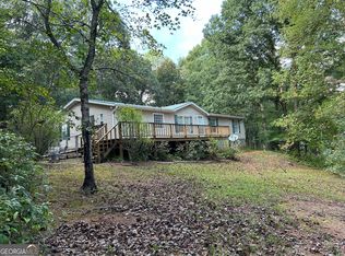 353 Crest View Dr, Cleveland, GA 30528