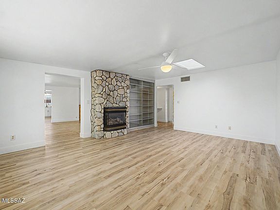 4th image of 8109 E 3rd St