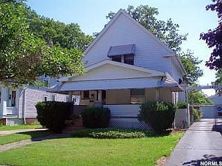 2nd image of 1487 Ridgewood Ave