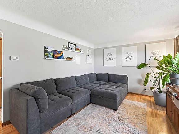 5th image of 5756 25th Ave S