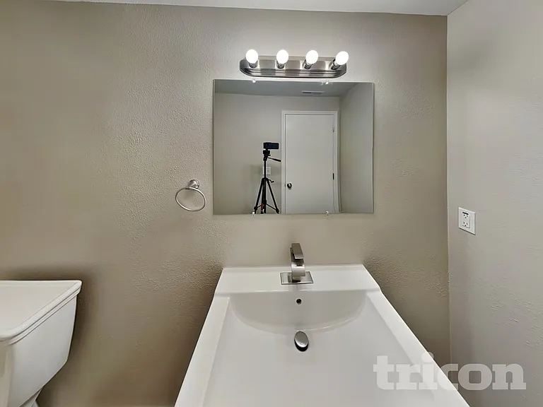 3402 NE 165th Ave — Photo 14