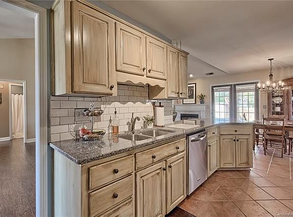 2nd image of 1716 Lenax Ct