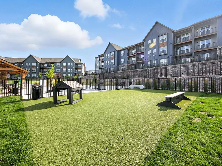 The Garrison Luxury Apartments — Photo 50