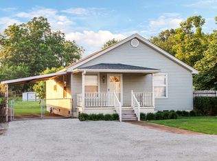 1105 12th Ave, Sheffield, AL 35660