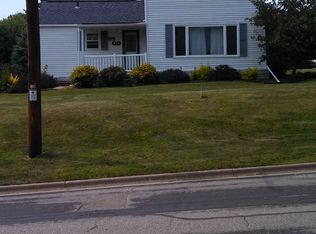 435 Mill St, Bloomington, WI 53804