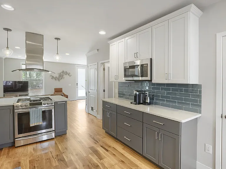 409 Inca St — Photo 13