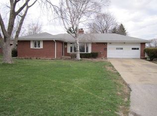 960 Edwards St, Aurora, IL 60505