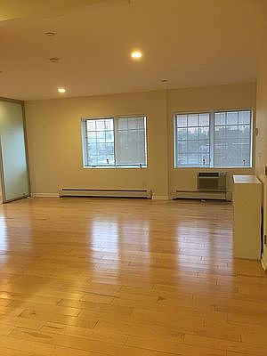5th image of 3286 41st St APT 4E