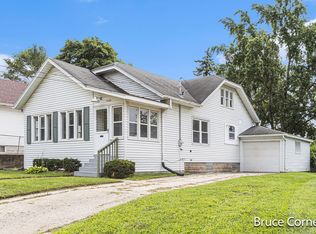 1400 Ardmore St SE, Grand Rapids, MI 49507