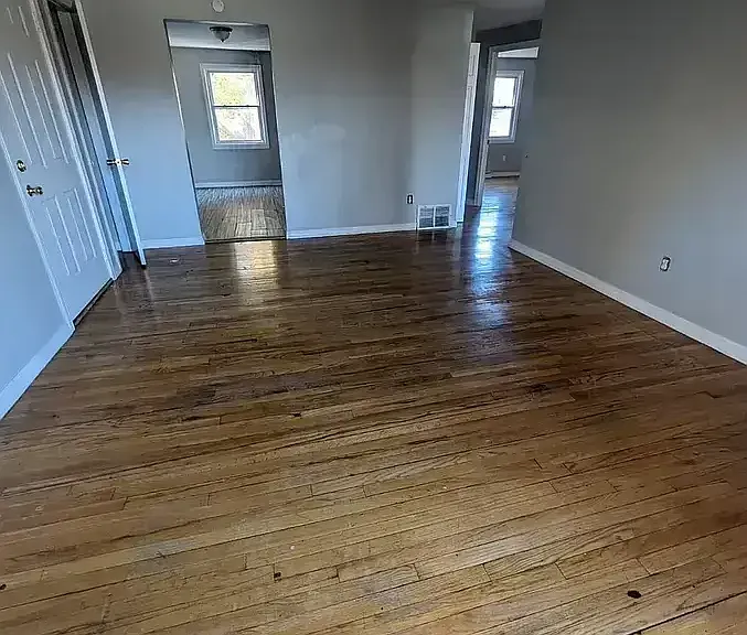 210 Burwell St #1 — Photo 3