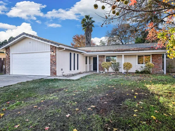 1014 Sunnyoak Way, Stockton, CA 95209