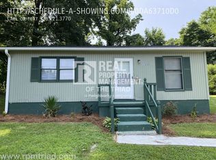 1335 Wentworth Rd, Winston Salem, NC 27105