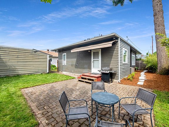 Private Backyard Patio