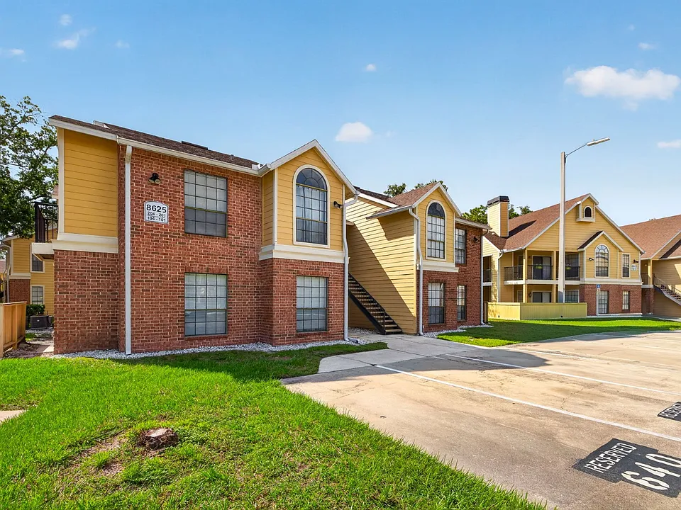 8625 Fancy Finch Dr #203