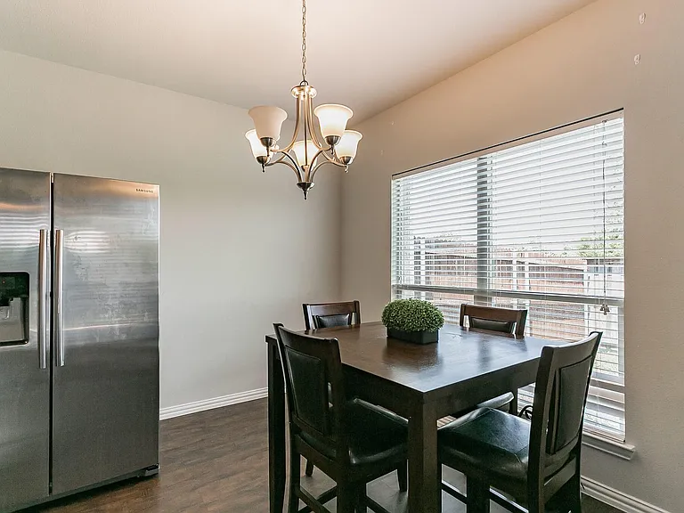 2129 Cranberry Ct — Photo 6