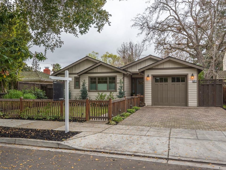 1st image of 407 Laurel Ave