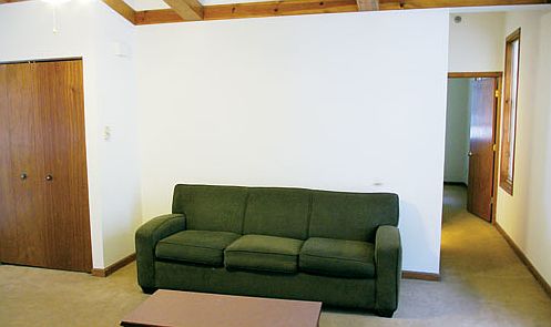 4th image of 11 E Gilman St