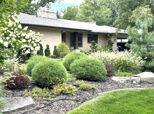 1051 Wren Ave SE, East Grand Rapids, MI 49506