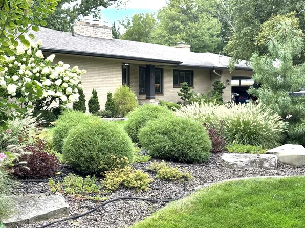 1051 Wren Ave SE, East Grand Rapids, MI 49506