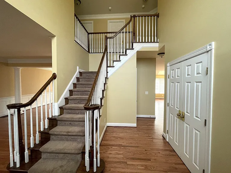 4823 Vista Ridge Dr — Photo 3