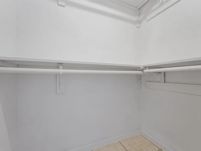 10855 Meadowglen Ln #1131 — Photo 13