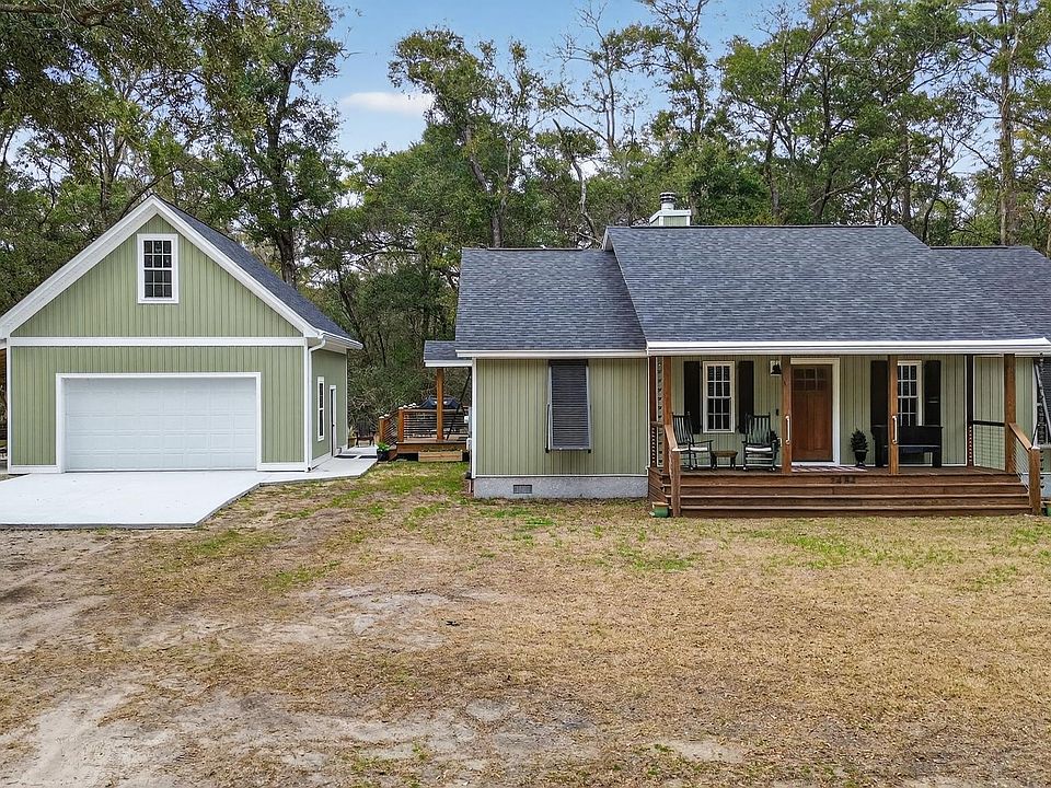 1st image of 2484 Marina Rd