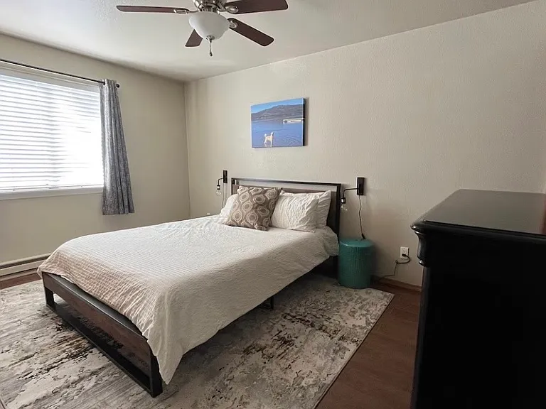 master bedroom with en-suite bathroom