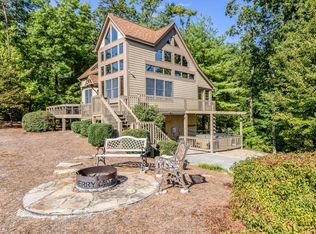 774 Blueberry Ln, Townsend, TN 37882