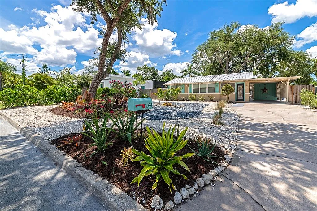 2 bed, 1.5 bath, 870 sqft, $2,800 — Photo 4