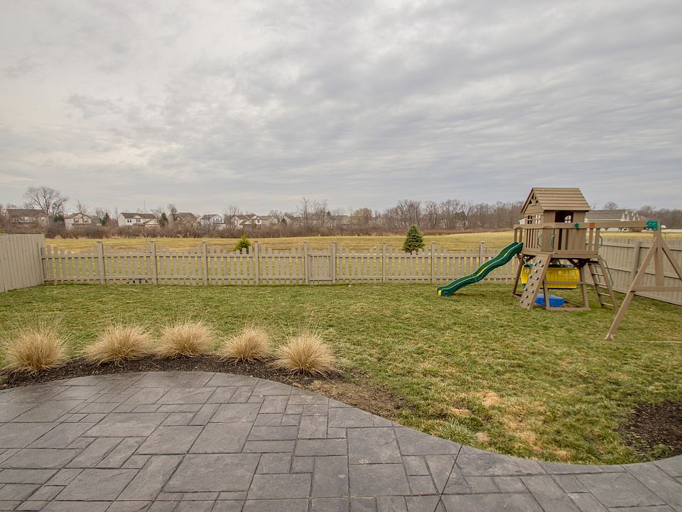 2nd image of 1018 Slate Dr