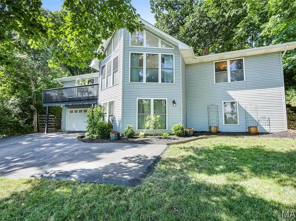 1928 Westbourne Way, Fenton, MO 63026